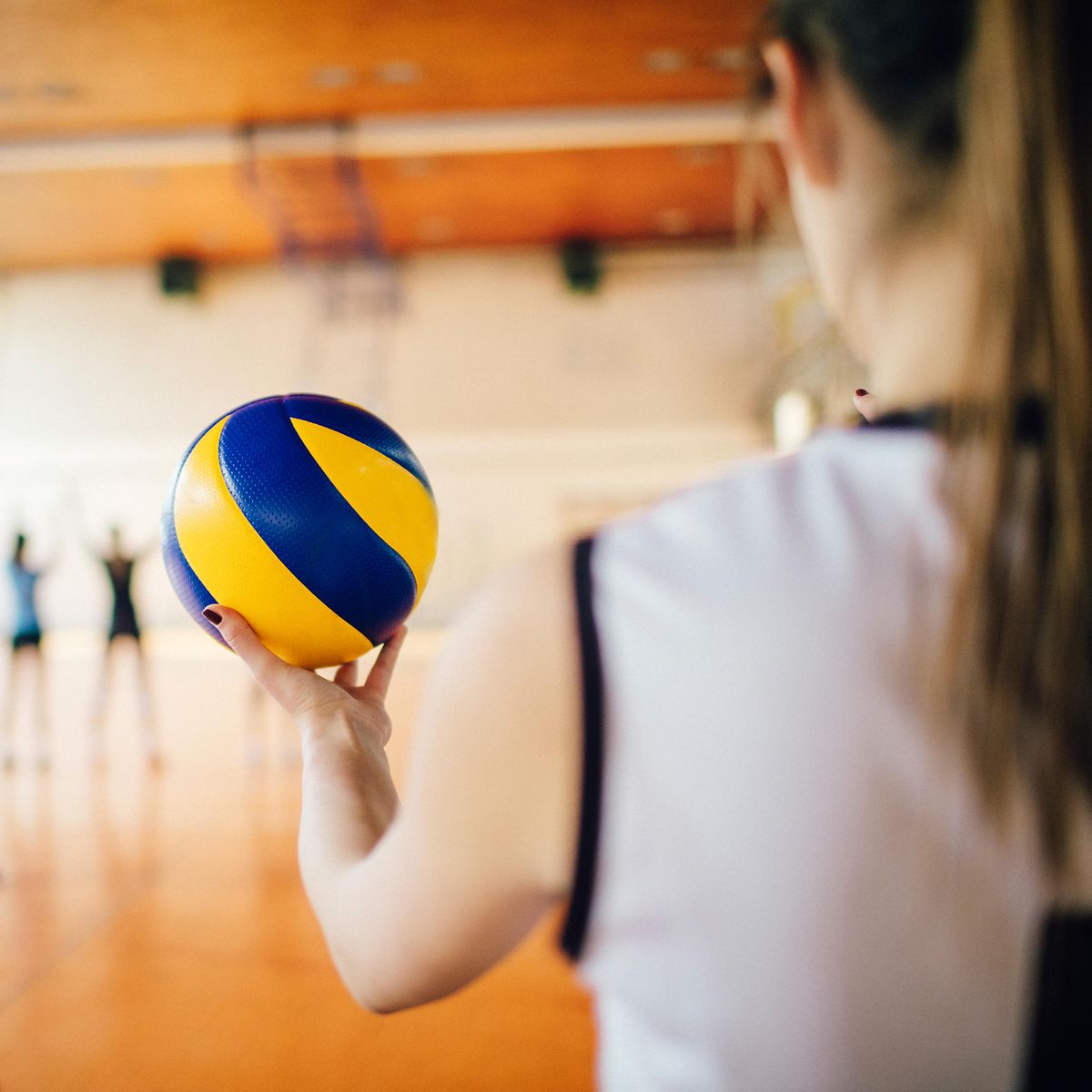 Volleyball Sporthalle Frauen Getty 640961008